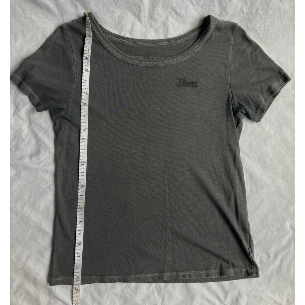 Vans Women's Medium Gray Short Sleeve Scoop Neck Tee